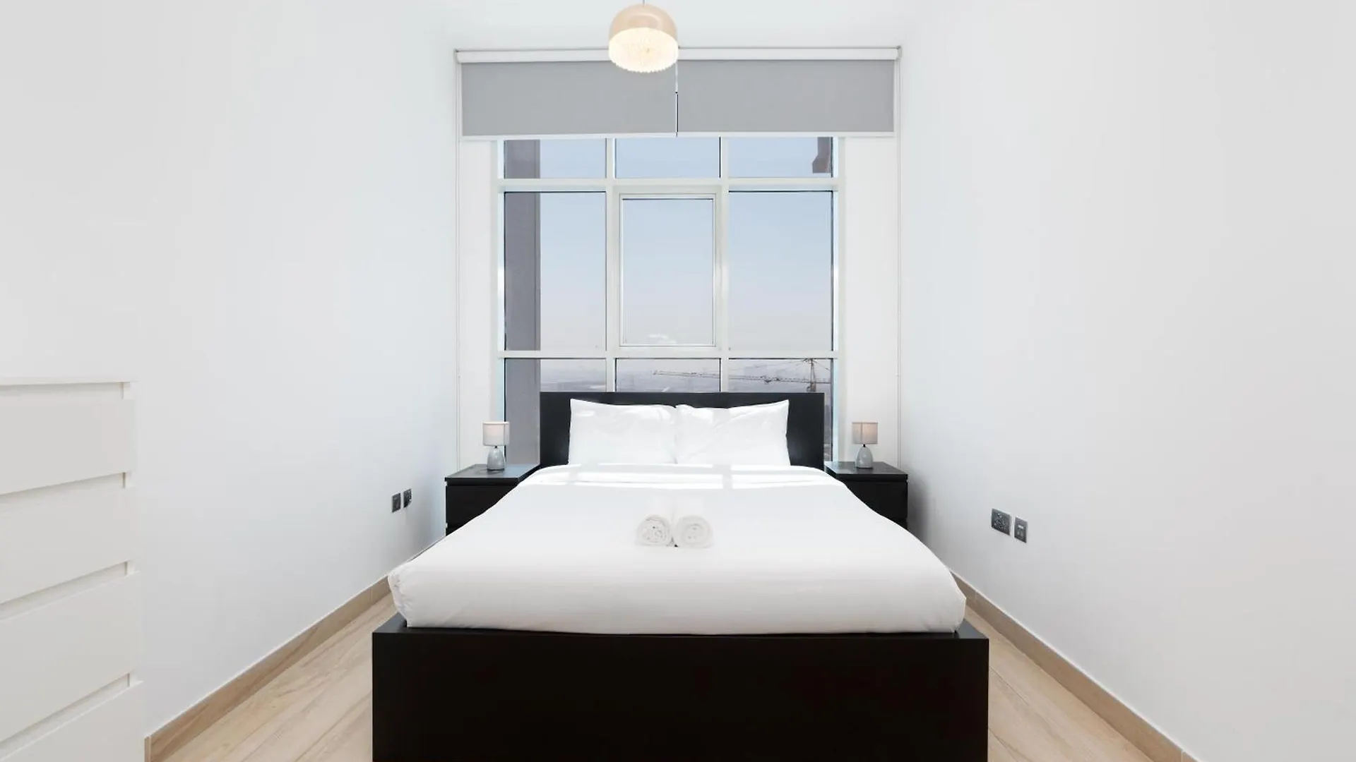 Brandnew Apt In Marina Center In New Building Dubai